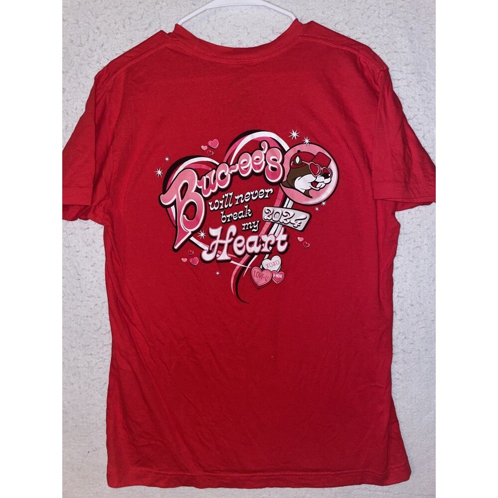 Buc-ee's Red Valentine's Day Graphic T-Shirt M Heart Love Beaver Candy Crew